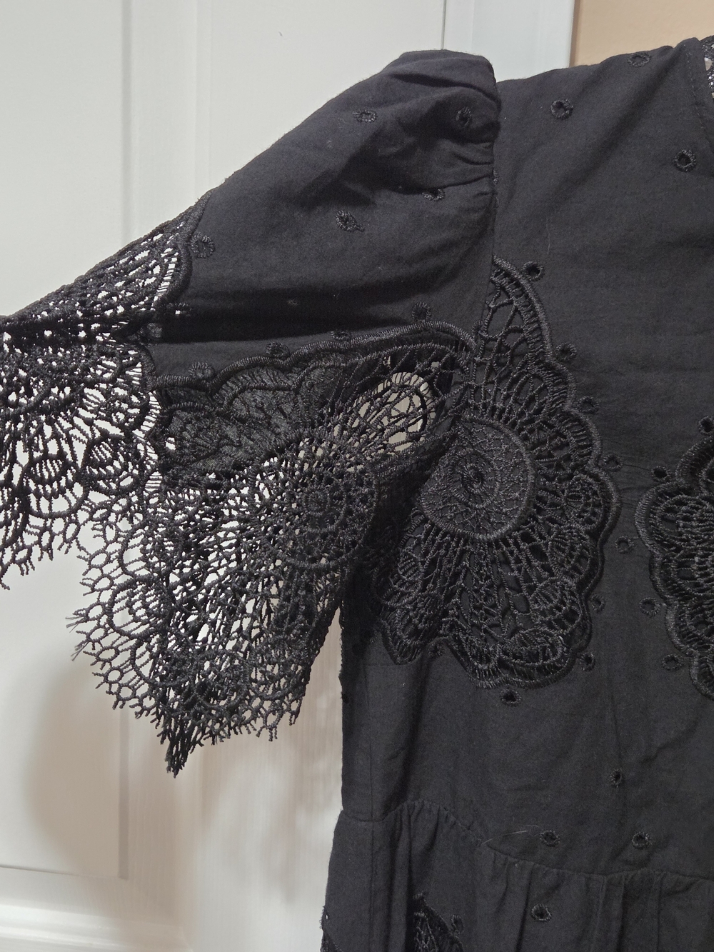 NWT Tuckernuck Black Catalina Lace Midi Dress - Picture 3 of 8